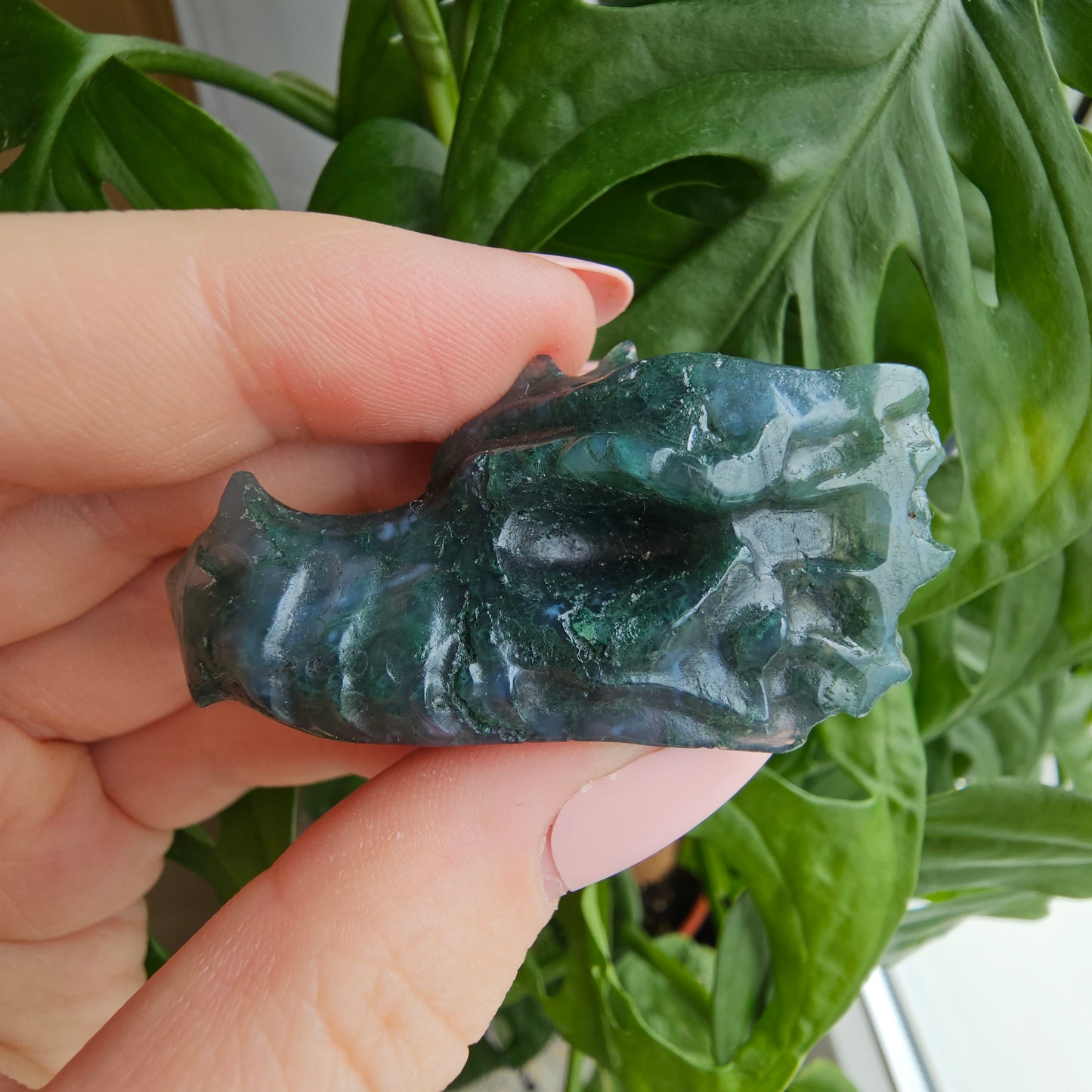 Moss Agate dragon head #15A