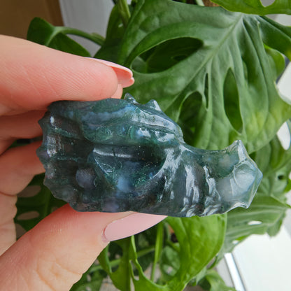 Moss Agate dragon head #15A