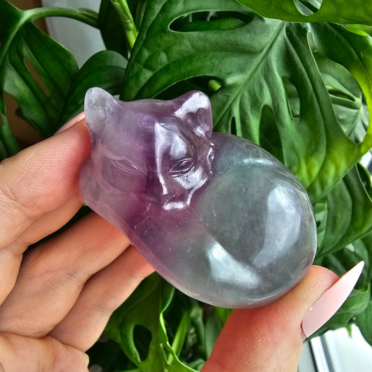 Sleeping Fluorite cat #45B