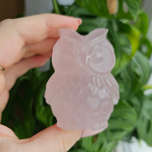 Rose Quartz owl #39B