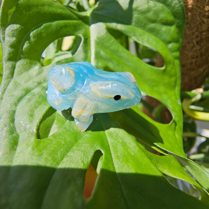 Blue Calcite Frog #19C (Blue Onyx)