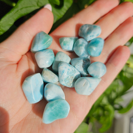 Larimar tumbled stone (approx. 4 grams)