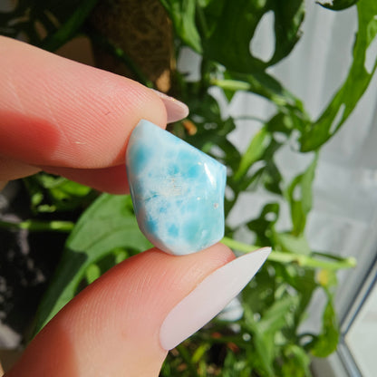 Larimar tumbled stone (approx. 4 grams)