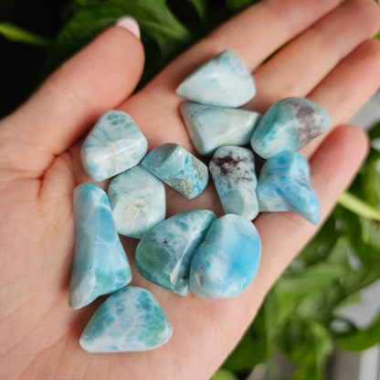 Larimar tumbled stone (approx. 5 grams)