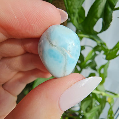 Larimar Trommelstein (ca. 9 Gramm)