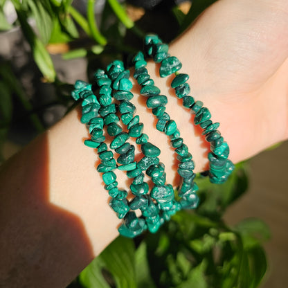 Malachite chip bracelet (intuitive selection)