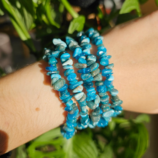 Apatite chip bracelet (intuitive selection)