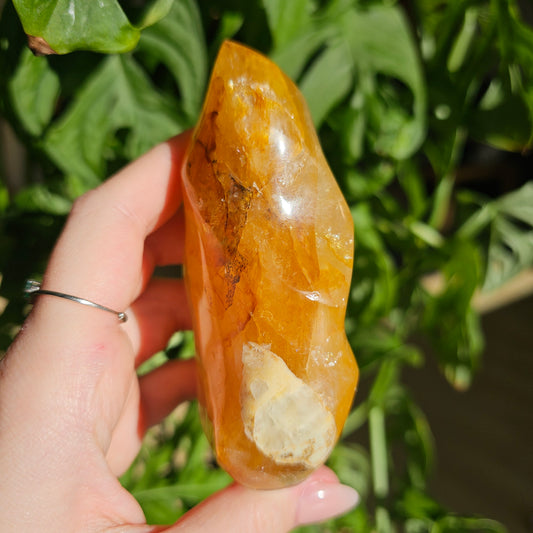 Golden Healer Quartz Flame (B-Stock)