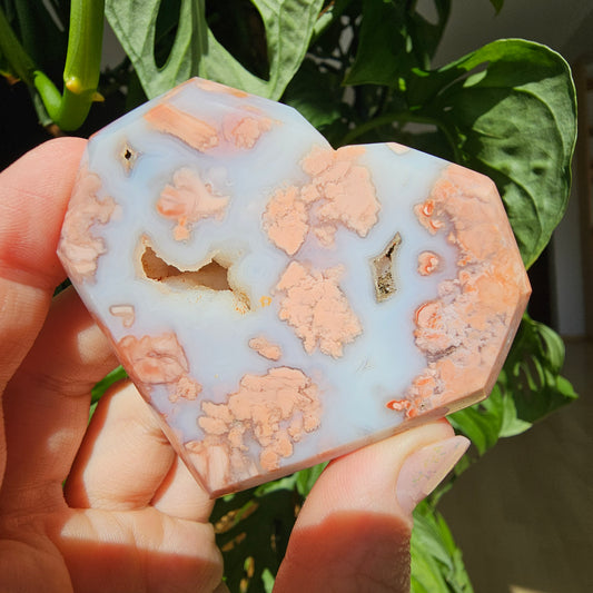 Petal Agate Heart #23E