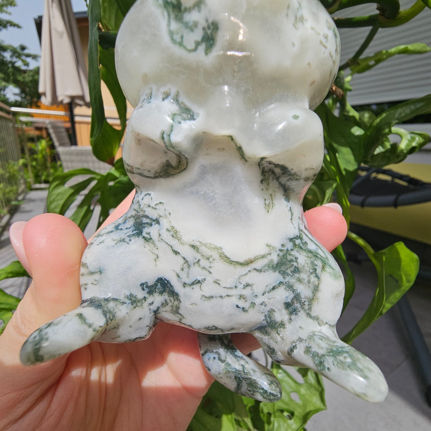 Moss Agate Cat (lying on its back)