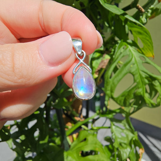 White Labradorite Teardrop Pendant (S925)