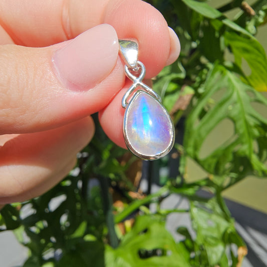 White Labradorite Teardrop Pendant (S925)