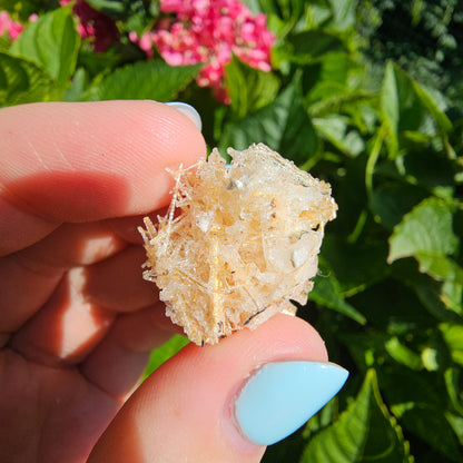 Rutile with Hyalite Opal and Hematite - Novo Horizonte (#29G)