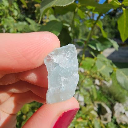 Aquamarine raw stone #5C