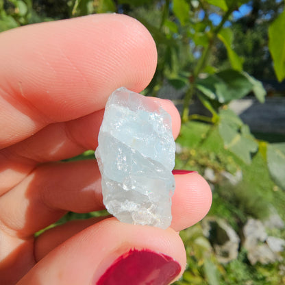 Aquamarine raw stone #5C