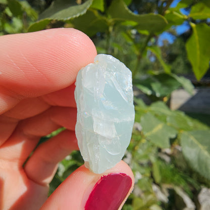 Aquamarine raw stone #10E