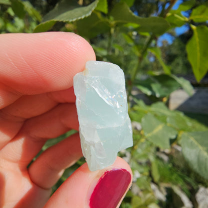 Aquamarine raw stone #10E