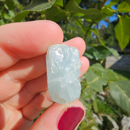 Aquamarine raw stone #10E