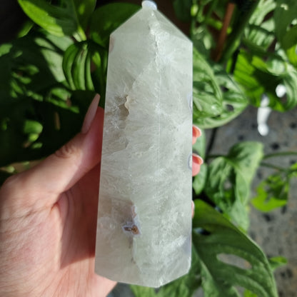 Flower Agate x Green Quartz tower #109A