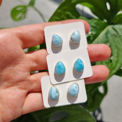 Larimar tropfenförmige Ohrstecker (1 Paar) (S925)