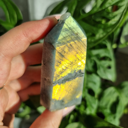 Labradorite tower (unique colors)