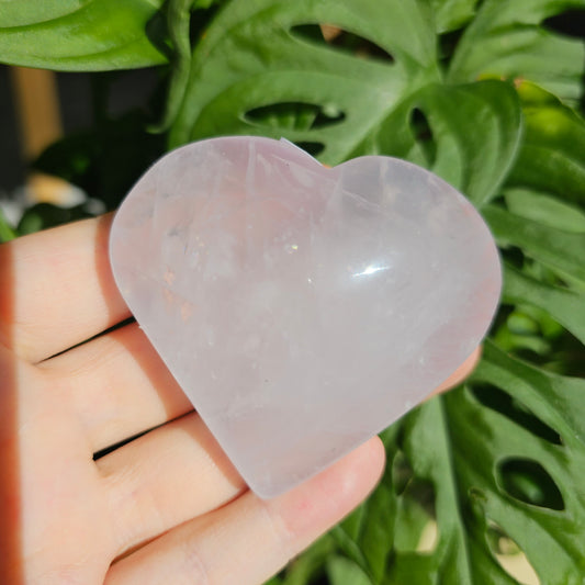 Periwinkle Quartz heart #29C