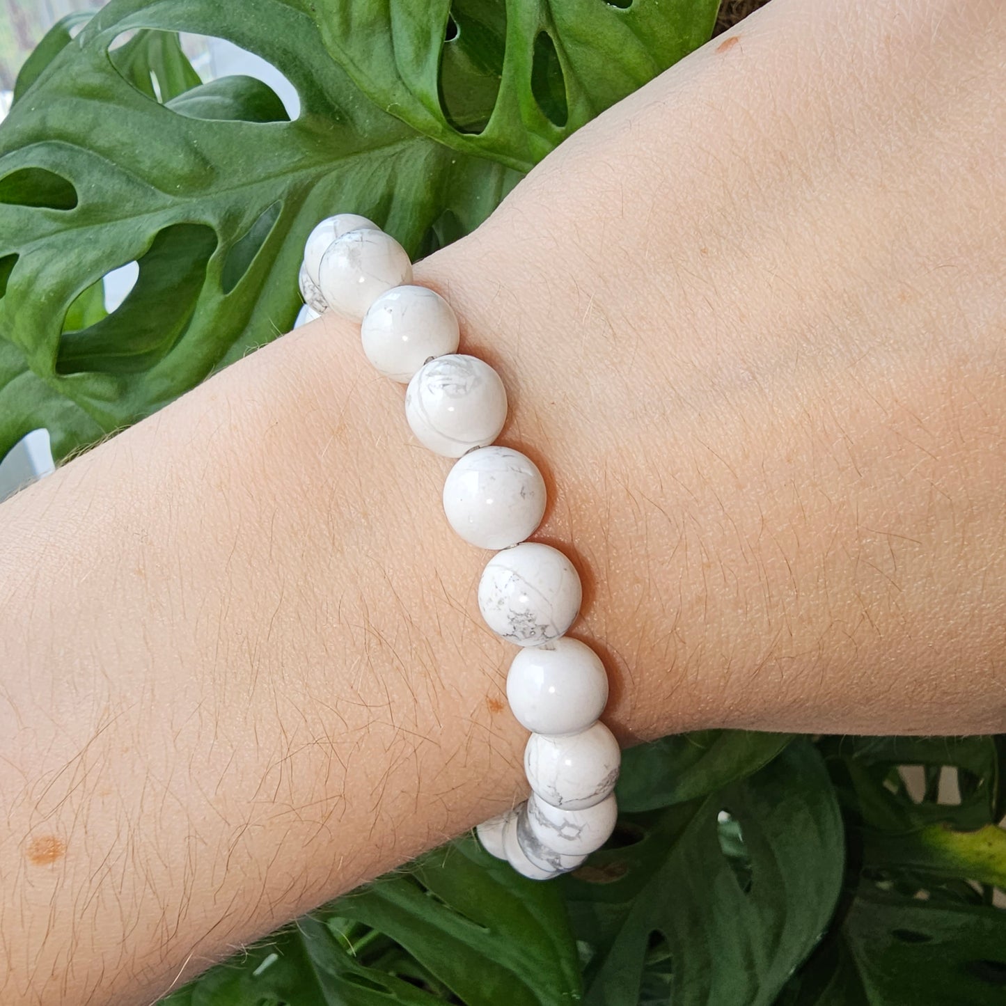 Magnesite bracelet (8mm)