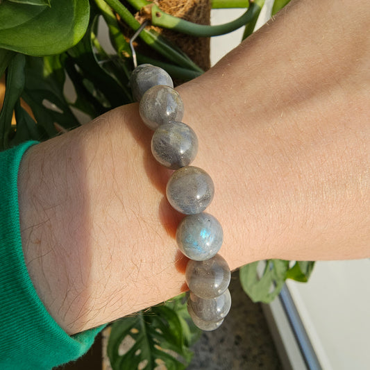 Labradorite bracelet (9mm)